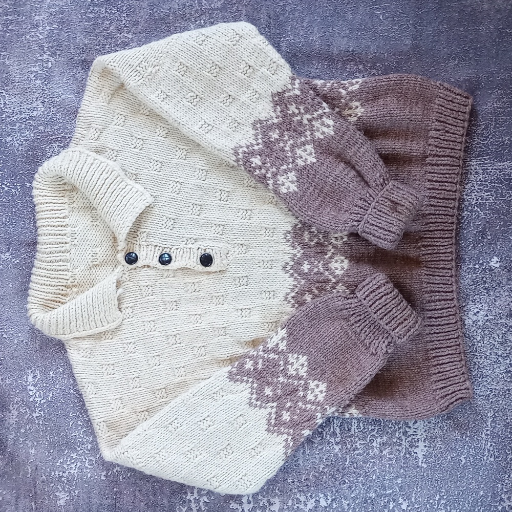 Vintage Handmade Big Fluffy Sweater UNISEX